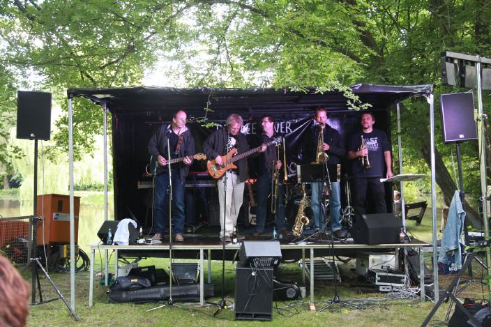 2010_eigene_buehne_720